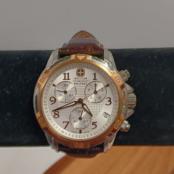 Wenger Swiss Military 79131 Watch Mineral Crystal Chronograph 100m Water Resist - Picture 1 of 9